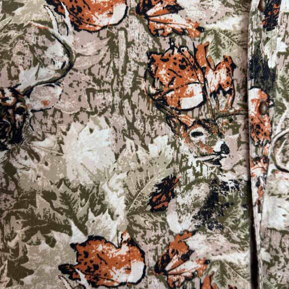 Bit & Bridle Mens Long Sleeve Camo Deer Buck Print Hunting Button Shirt SZ L - Picture 3 of 6